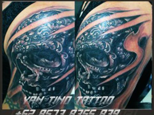 skhool-tattoo-realistic-black-grey-ubud-tattoo-ukiran-seni resize